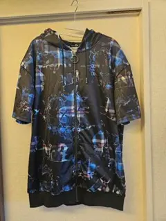 NieR CLOTHING グラフィックパーカー