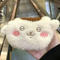 ちいかわ　ふわふわミニキャラメルポーチ　くりまんじゅう