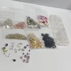 ネイルパーツセット 多色 さまざまな形状