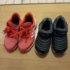 adidas 赤 スニーカー & Nike 黒 スニーカー 2セット18cm