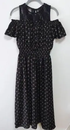 INGNI　オフショルダー花柄ロングワンピース　黒　サイズM　イング　フェミニン