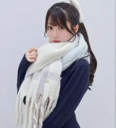 ロゼミューズ マフラー