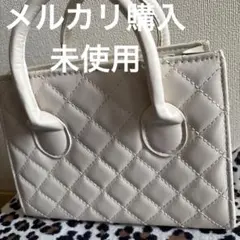 ミニサイズホワイト キルティング 斜め掛け、ハンドバッグ2種るい楽しめる！