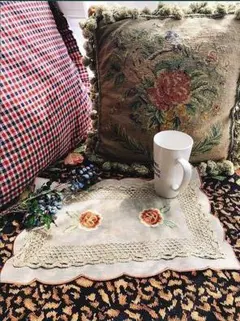 4枚入り花柄刺繍ランチョンマットローズ柄　花瓶敷きレース　ヨーロピアンインテリア