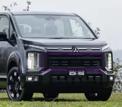 新車外し】新型 デリカD5 純正フロントグリル 2026年式 - メルカリ