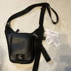 Calvin Klein Jeans カルバン　クライン　クロスバッグ