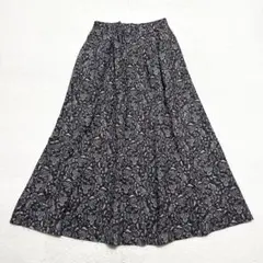 美品 KURASHI&Trips 「暮らしに、ときめき」大人のための柄スカート