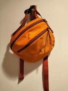 ARC'TERYX アークテリクス マカ2 稀少色 オレンジ 廃番 - メルカリ