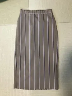 ★超美品★☆GU☆ストライプ柄タイトスカート