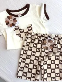 【新品未使用】moffy stella セットアップ 100cm 上下セットのサムネイル