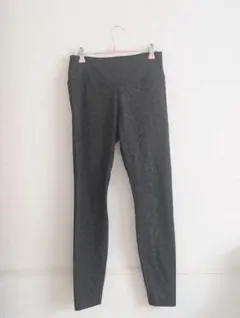 Nike ヒョウ柄 ブラックレギンス