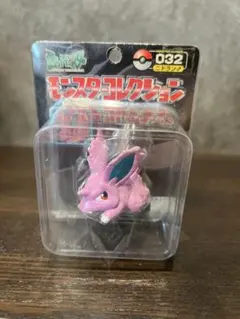 美品】モンコレ 初期 フィギュア ニドリーノ ニドリーナ - メルカリ