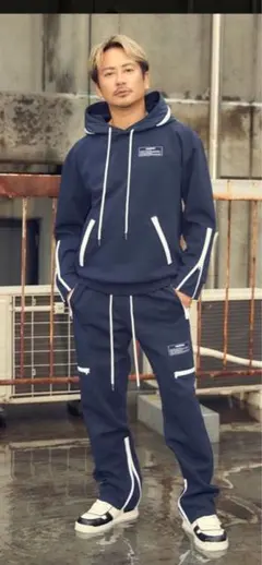 things likeセットアップ ネイビー（ジップ）　Mサイズ