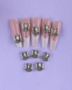 ハート型ネイルパーツセット 9個 B-10