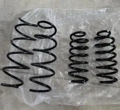 新品 未使用 トヨタ86 フロントショックアブソーバー コイルスプリング