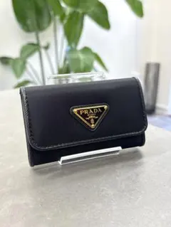 【ほぼ未使用】PRADA ブラック キーケース トライアルロゴ 4連