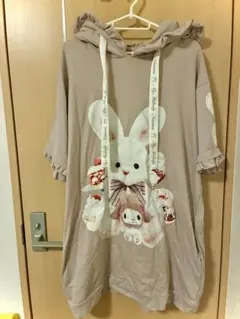 マイメロディ フリル付きうさぎ耳パーカー