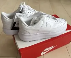 ナイキ　ウィメンズコート　ビジョン　アルタLTR 24.5 厚底