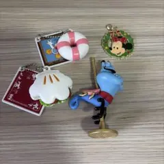 東京ディズニーリゾート キーホルダー カプセルトイ　フィギュア