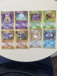 キラポケモンカード 旧裏面 まとめ売り 8枚セット ポケモンカード 旧裏 キラカード 8枚セット - メルカリ