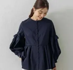 SONO パフィスリーブフローイングブラウス　ネイビーのサムネイル