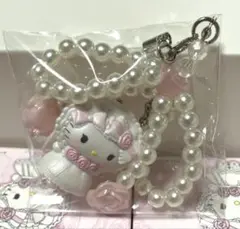 サンリオ　ホワイトフリル　シークレットストラップ　ハローキティ