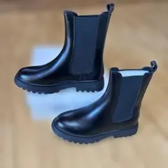 aunti rosaサイドゴアブーツ新品未使用箱付き