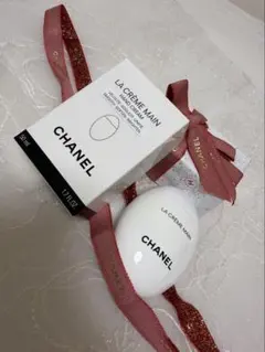 美品！CHANEL LA CREME MAIN ハンドクリーム 50mlのサムネイル