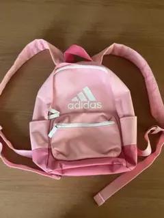 ☆夏休み☆adidas キッズ リュック ピンクのサムネイル