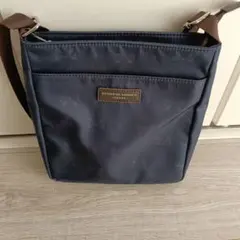 キャサリンハムネット　ショルダーバッグネイビー