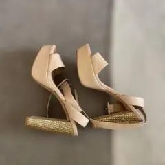 ZARA WOMAN アンクルストラップサンダル ベージュのサムネイル