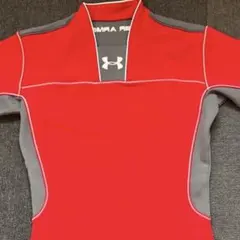 【美品】Under Armour 赤色　長袖ウェア　ラグビーウェア　M