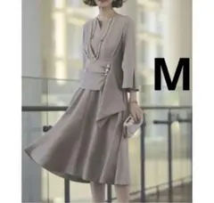 ルイルエブティック　ウエストパールフレアワンピース M 入学式結婚式二次会等