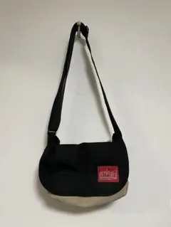 マンハッタンポーテージ　キャンバスショルダーバッグ 黒