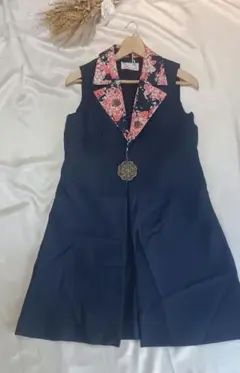 お値下げ♡00s vintage ヴィンテージ　ネイビー花柄ロングベストのサムネイル