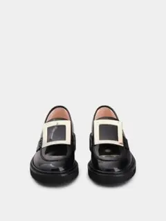 【正規店購入】Roger Vivier ヴィヴ レンジャー ローファー 37.5のサムネイル