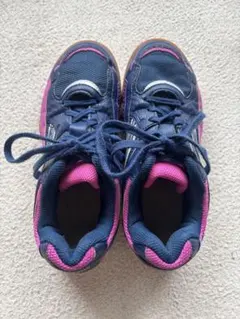 卓球シューズ　Butterfly