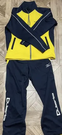 【ほぼ新品】Mizuno Liberta 上下ジャージ　ウェア 150サイズ