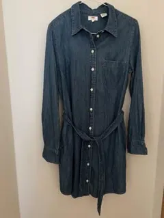 Levi's 定番デニムシャツワンピース 長袖 S(日本Mに相当)膝丈 ベルト付のサムネイル