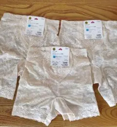 Item thumbnail for item 446da159-6bf4-4b3d-a437-c884d6da65c3