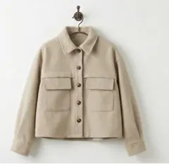 ベージュ ショートジャケット ショートコート　秋春用