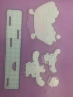 シナモロール　アクリルスタンド