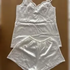 新品未使用　クリスチャンディオール　キャミソール&ショートパンツセット 2026年最新】Christian Dior レディース 下着・アンダーウェアの人気