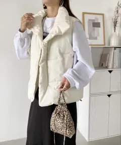 アイボリー ダウンベスト