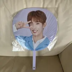 2026年最新】seventeen うちわ ドギョムの人気アイテム - メルカリ
