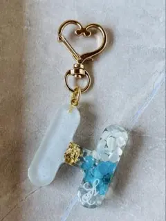 『イニシャルＨレジン』シェルストーン　白　キーホルダー