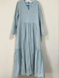 ヌキテパ♡ストライプ柄 半袖 ロングワンピース Vネック極美品 - メルカリ