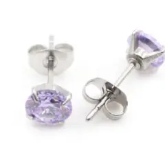 ピアス金属アレルギー対応 ライトパープルラウンドカットクリスタルピアス6mm