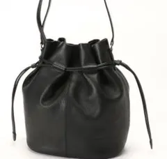 アニエスベー　agnes b レザー　ショルダーバッグ　美品　黒のサムネイル
