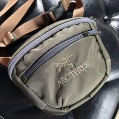 晓*陈様 ARC'TERYX BEAMS 別注コラボ ショルダーバック - メルカリ